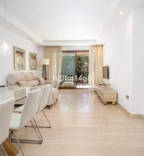 3 bedroom Apartment in Nueva Andalucía
