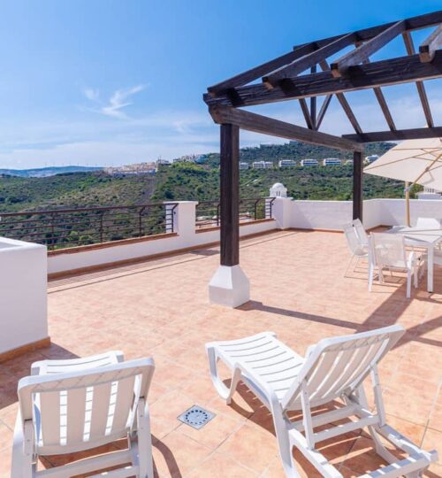 3 bedroom Apartment in Casares Playa