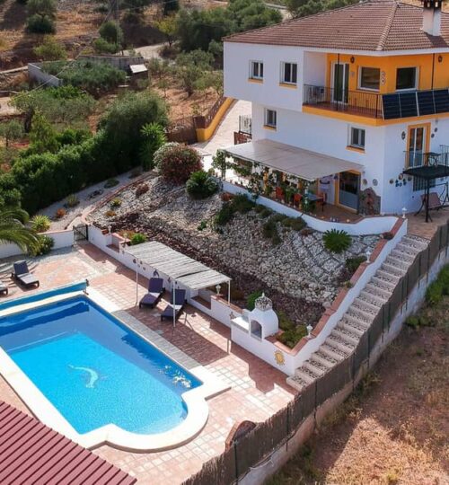 7 bedroom House in Almogía