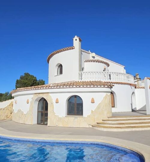 6 bedroom House in Benitachell