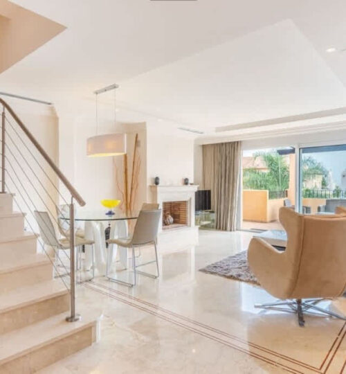 2 bedroom Apartment in Nueva Andalucía