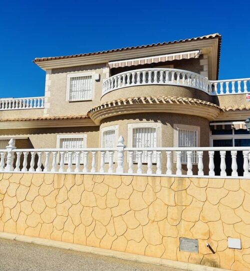 3 bedroom House in Punta Prima