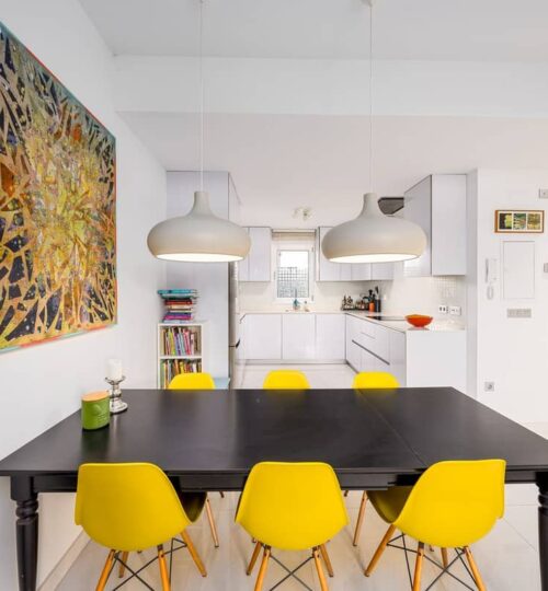 3 bedroom Apartment in Bel Air